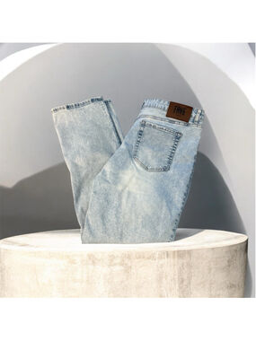 Women's FRYE Light Blue Straight Leg Jeans Size 14x32